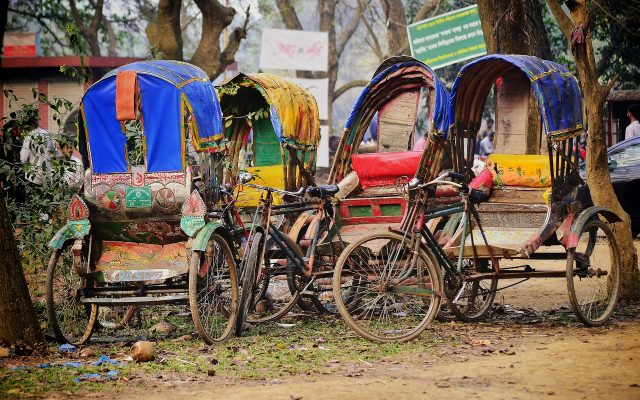 rickshaws-4053585_1920